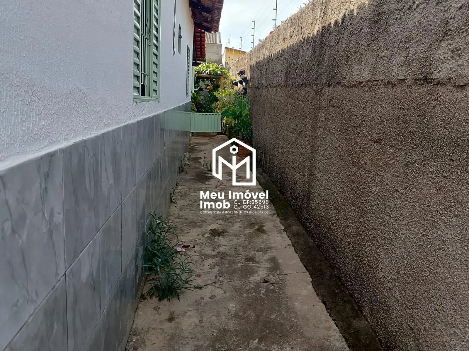 Imagem Casa 4 Quartos 2 Vagas 450m² Luziânia/GO