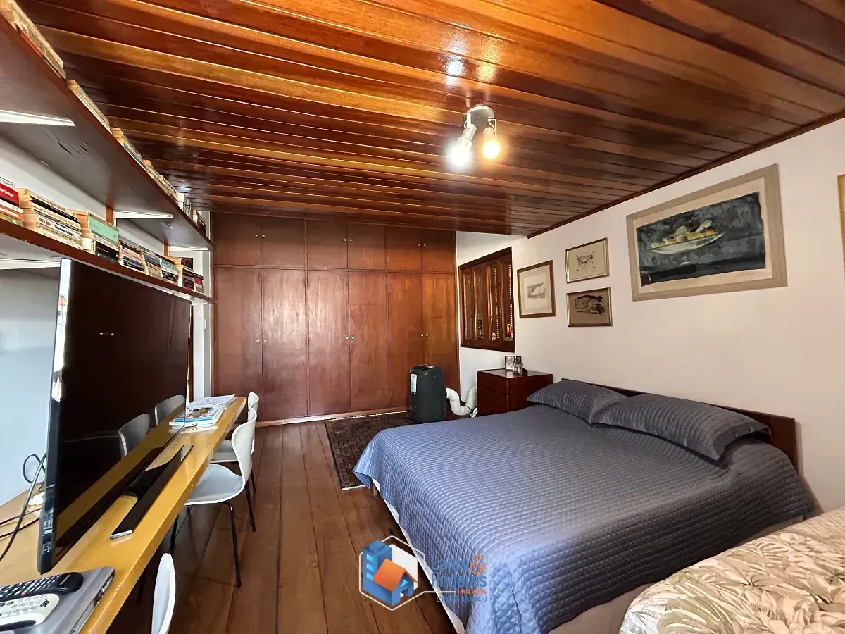 Imagem Casa de vila para venda em Jardim Hípico com 3 quartos, sendo 1 suíte, 228m²