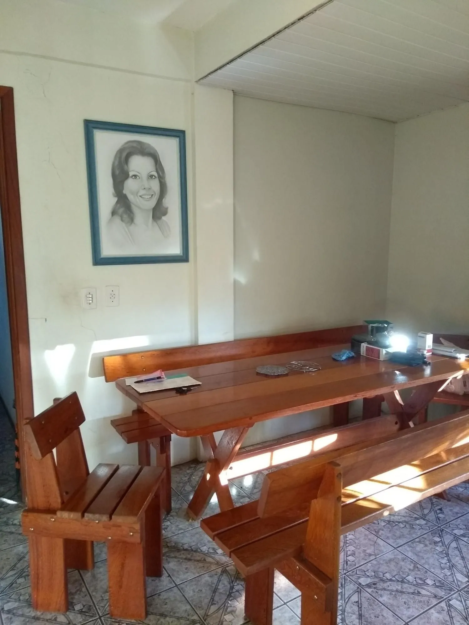 Imagem Predio para Venda - 291m², 3 dormitórios, sendo 2 suites, 1 vaga - Partenon
