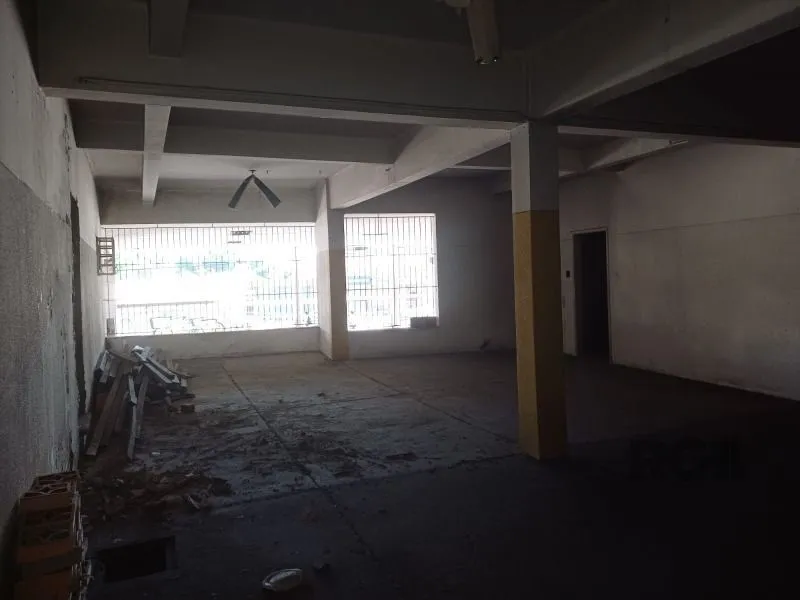 Imagem Predio para Venda - 2700m², 0 dormitórios, São João