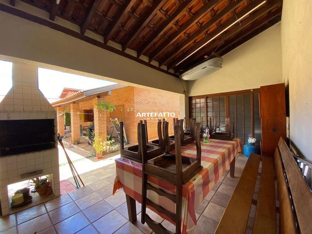 Imagem Casa à venda em Franca, São Joaquim, com 3 quartos, 248m2