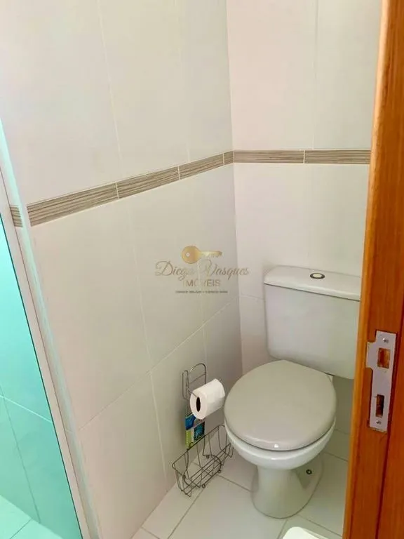 Imagem Casa em Condomínio para Venda em Teresópolis / RJ no bairro Agriões