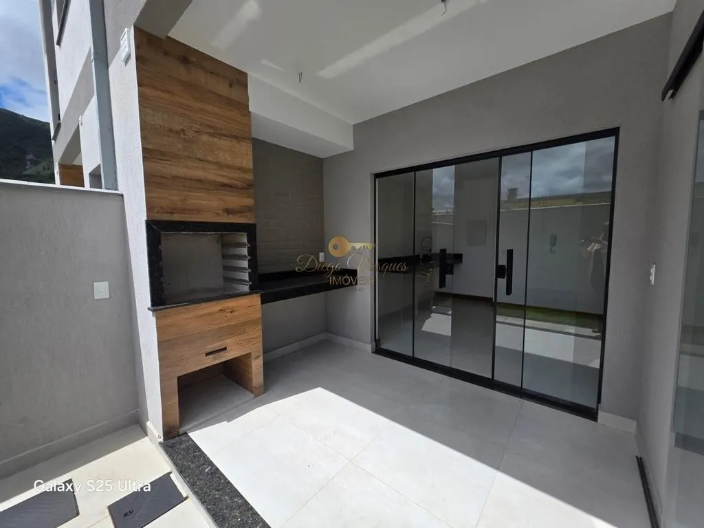 Imagem Casa em Condomínio para Venda em Teresópolis / RJ no bairro Alto