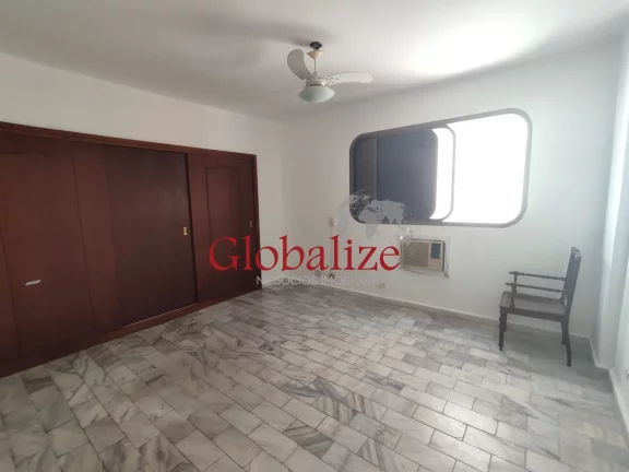Imagem Apartamento à venda com 4 dormitórios e 2 vagas no bairro do Gonzaga em Santos R$ 1.300.000,00