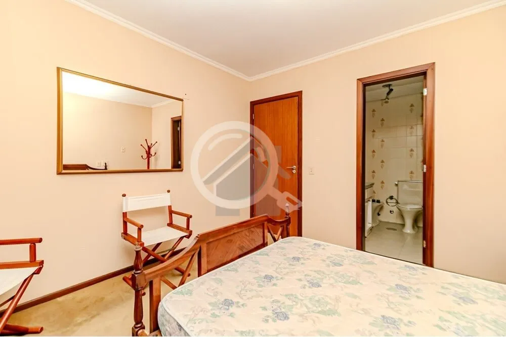 Imagem Este apartamento de 3 dormitórios, com 102m², localizado na Rua Doutor Vale, oferece um estilo de ...