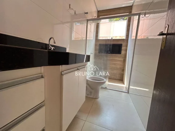 Imagem Casa com 2 dormitórios à venda, 74 m² por R$ 190.000,00 - Atenas - Igarapé/MG