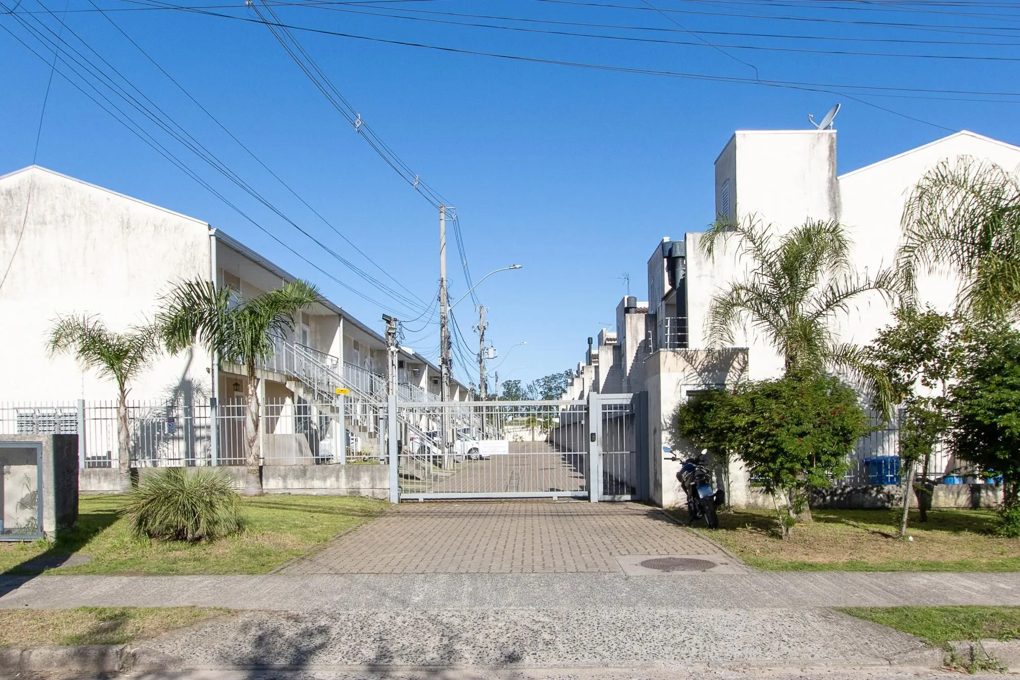 Imagem Casa residencial em condominio fechado para locação no bairro Hípica
