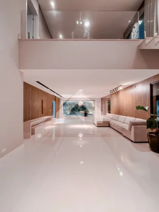 Imagem Casa de Condomínio em Alphaville - Santana de Parnaíba