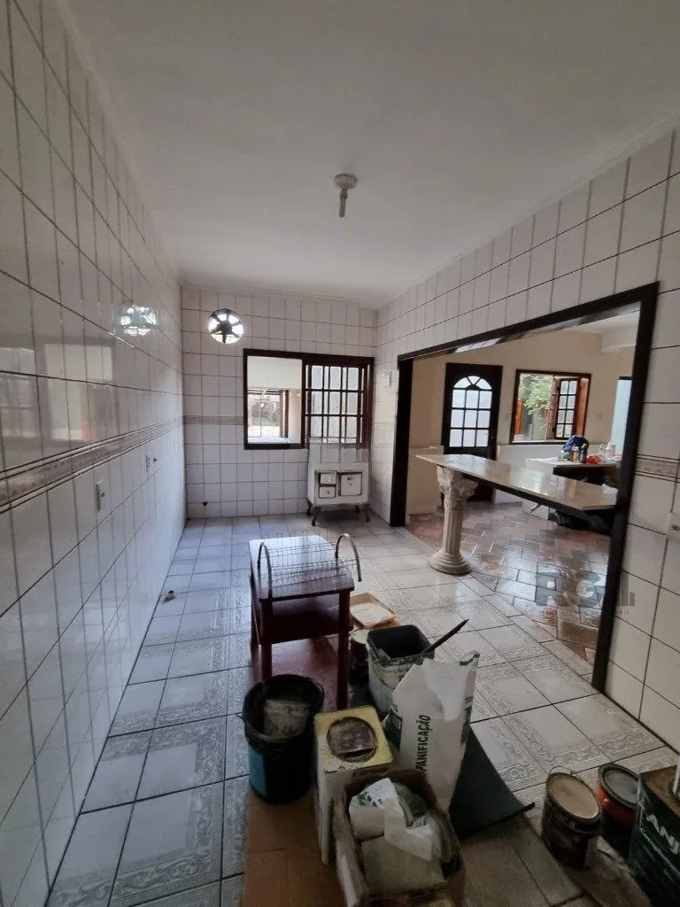 Imagem Casa com 3 dormitórios no bairro Sarandi