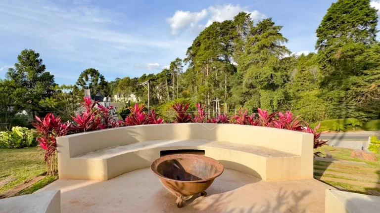 Imagem Casa de Condominio em Campos do Jordão 394