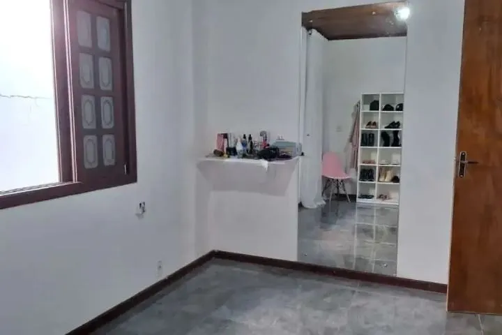 Imagem CASA A VENDA NO BAIRRO HARMONIA EM CANOAS COM 4 QUARTOS / 1 SUITE / 3 BANHEIROS / 6 VAGAS