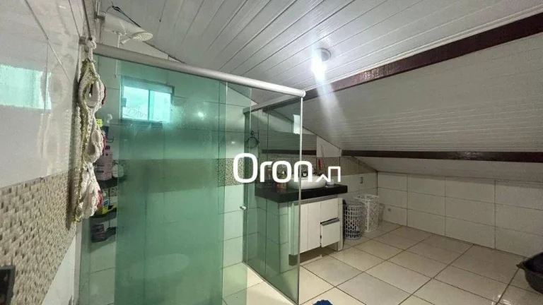 Imagem Sobrado à venda, 300 m² por R$ 699.000,00 - Moinho dos Ventos - Goiânia/GO