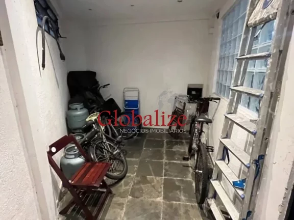 Imagem Casa à venda com 168m², 3 quartos, 1 suíte, churrasqueira, 1 vaga, por R$705.000,00 em Santos