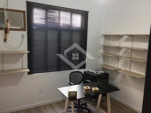 Imagem Sala Comercial de 17m² no Centro de Niterói – Excelente Localização