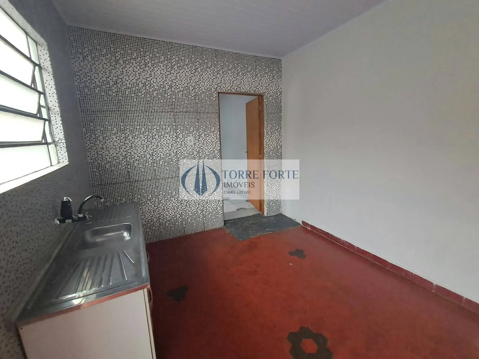 Imagem Casa 2 dormitórios 1 banheiro 4 vagas na Vila Carrão