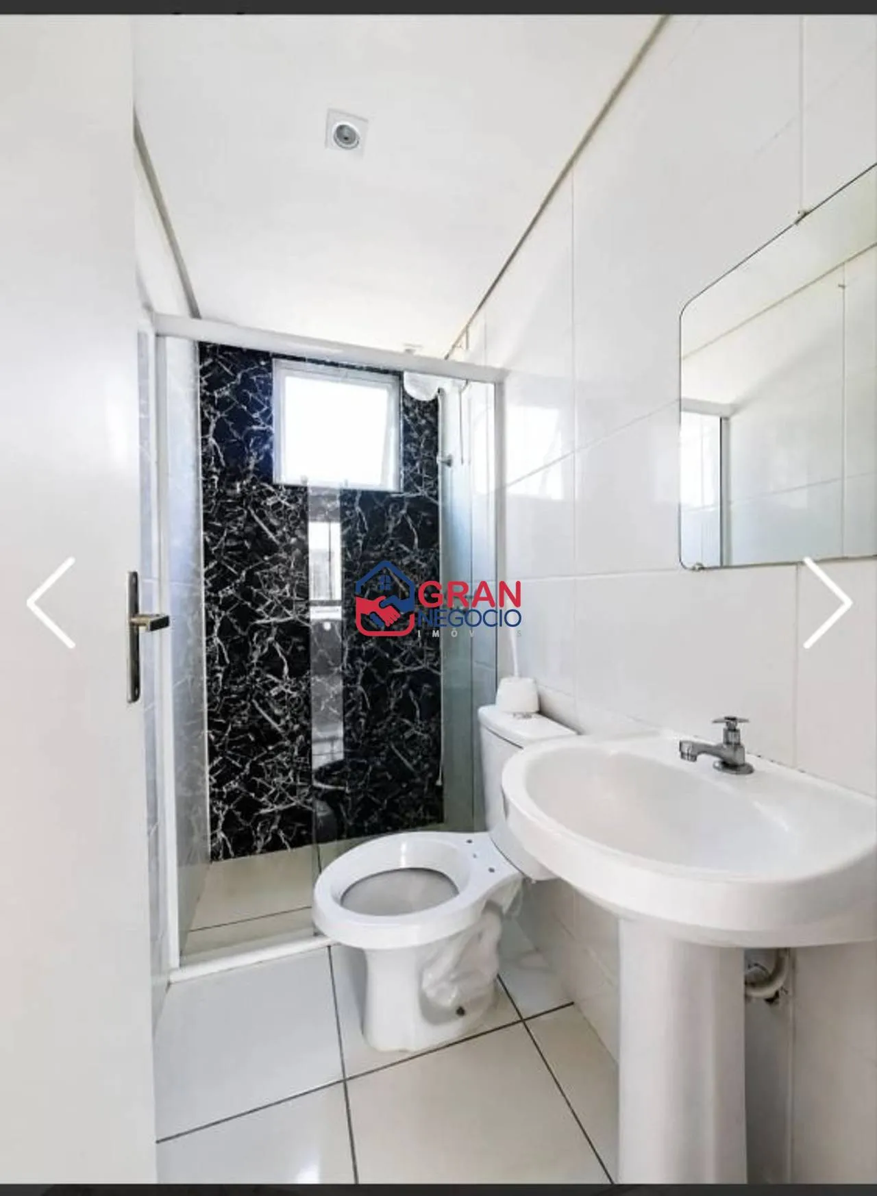 Imagem Apartamento com 2 dormitórios para alugar, 40 m² por R$ 1.280/mês - Bonfim - Almirante Tamandaré/PR