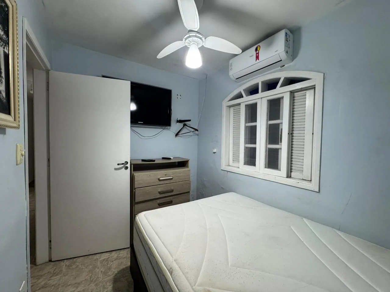 Imagem Casa para Venda em Itanhaém, Jardim Suarão (Interior), 3 dormitórios, 1 suíte, 2 banheiros, 2 vagas