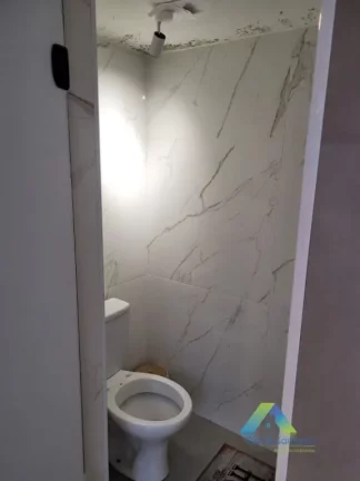 Imagem SANTO ANDRÉ CASA 241m², 5 dormitórios, 4 vagas ótima localização e valor