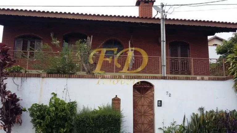 Imagem Casa em Terra Preta