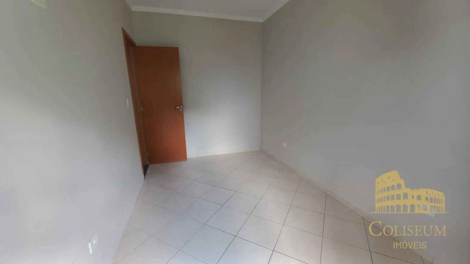 Imagem Apartamento com 2 dormitórios à venda, 72 m² por R$ 460.000,00 - Aviação - Praia Grande/SP