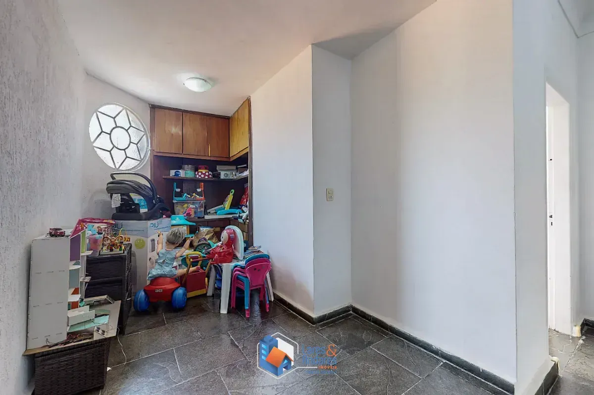 Imagem Casa para venda em Indianópolis com 4 quartos, 220m²