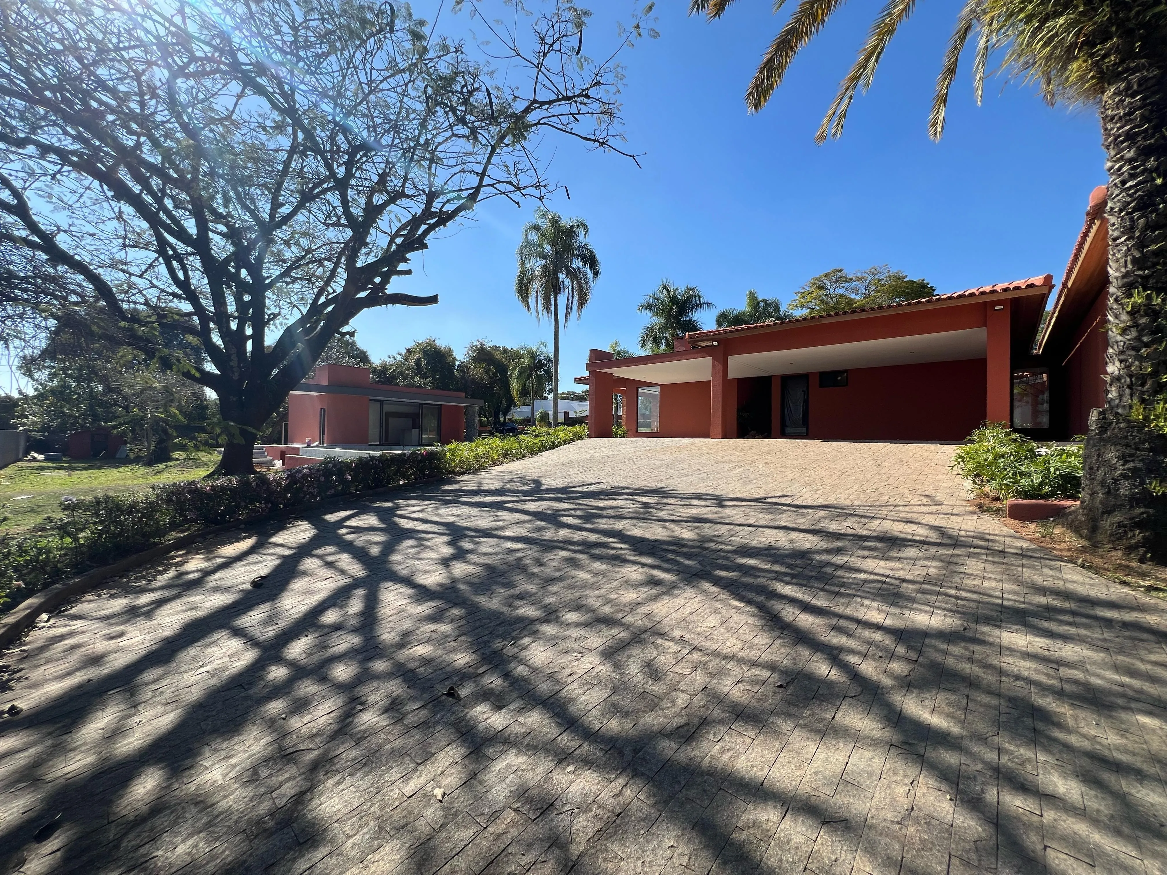 Imagem Casa de Alto Padrão com Arquitetura Exclusiva em Condomínio Privilegiado Residencial Chácara Santa Maria