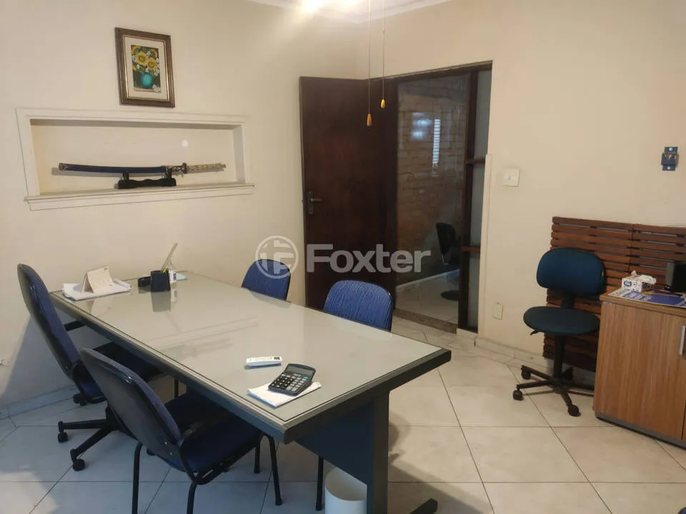 Imagem Casa Santana - 240M², 4 Dorms, 10 Vagas.