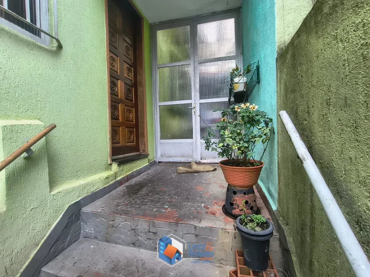 Imagem Sobrado para venda em Moinho Velho com 3 quartos, 190m²