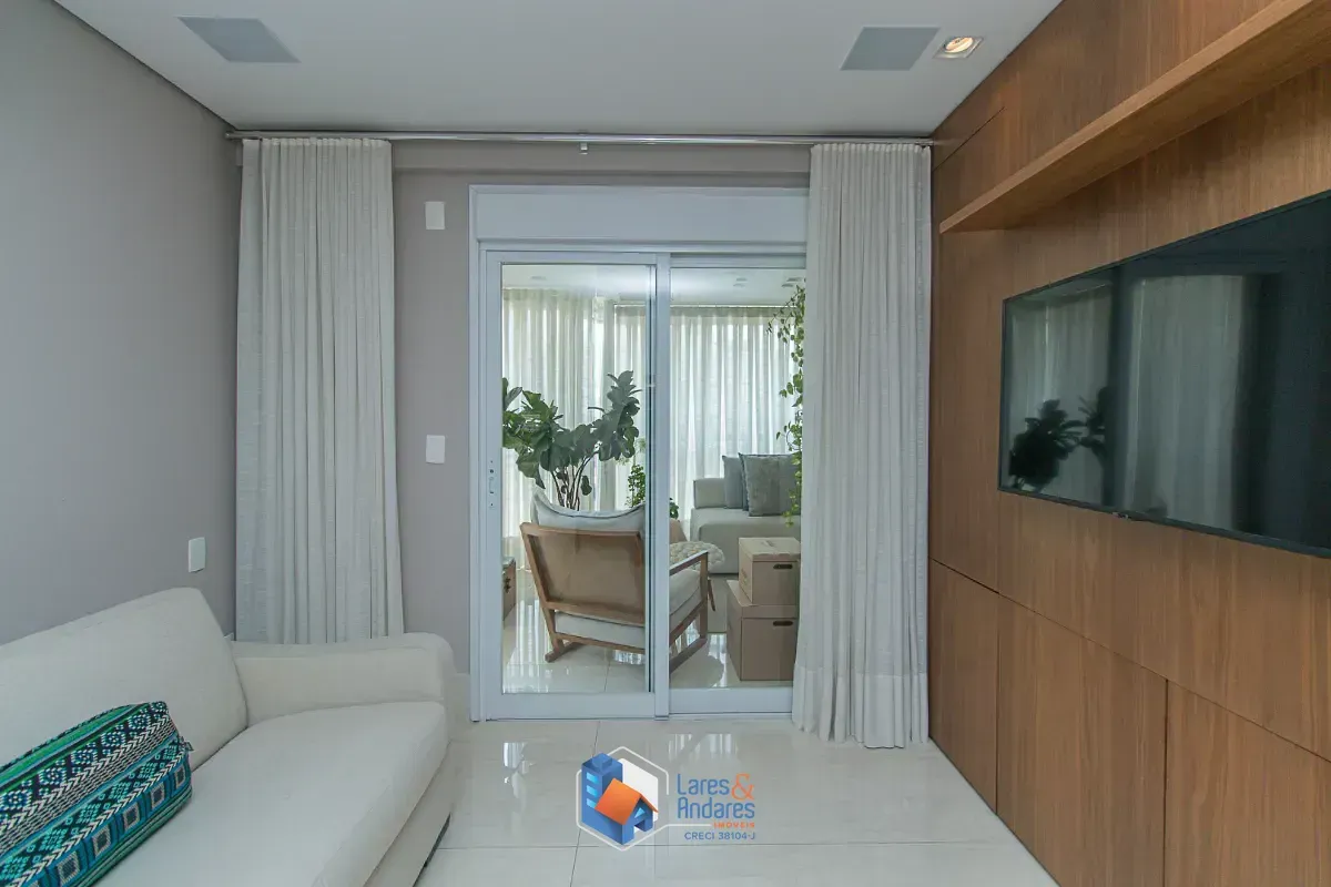 Imagem Apartamento para venda em Vila Nova Conceição com 3 quartos, sendo 2 suítes, 226m²
