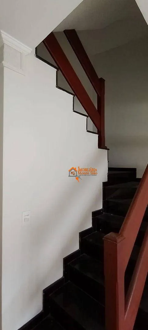 Imagem Sobrado com 4 dormitórios à venda, 160 m² por R$ 860.000,00 - Jardim Zaira - Guarulhos/SP