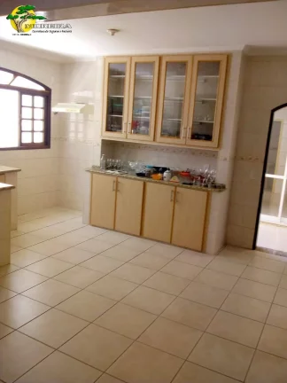 Imagem CASA C/ 3 DORMS, 2 SUITES E 2 VAGAS NO LAUZANE PTA EM RUA SEM SAÍDA