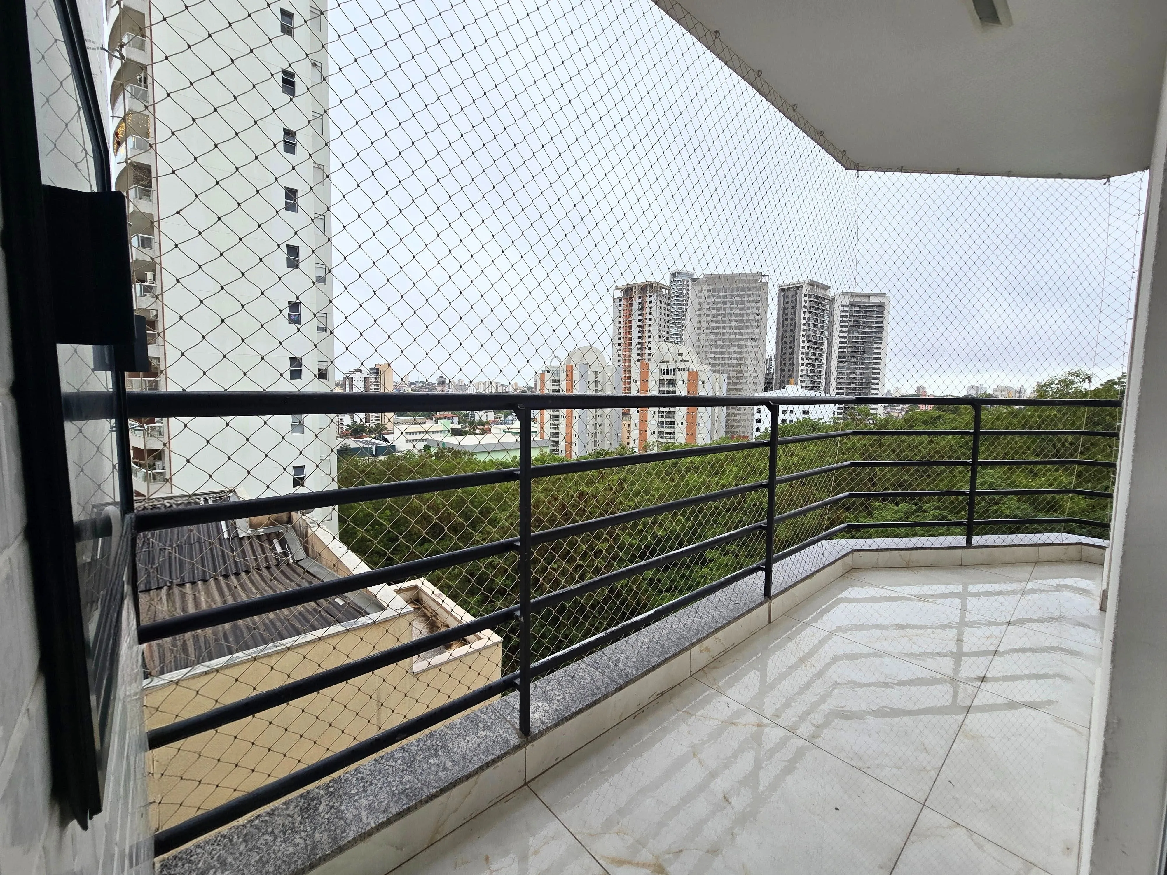 Imagem Apartamento no Condomínio Alto da Colina em Sorocaba | 133 m², 3 dormitórios, varanda gourmet e 2 vagas cobertas