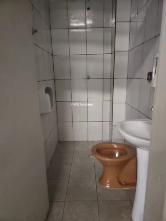 Imagem Galpão com 1200m2 na Vila Maria.