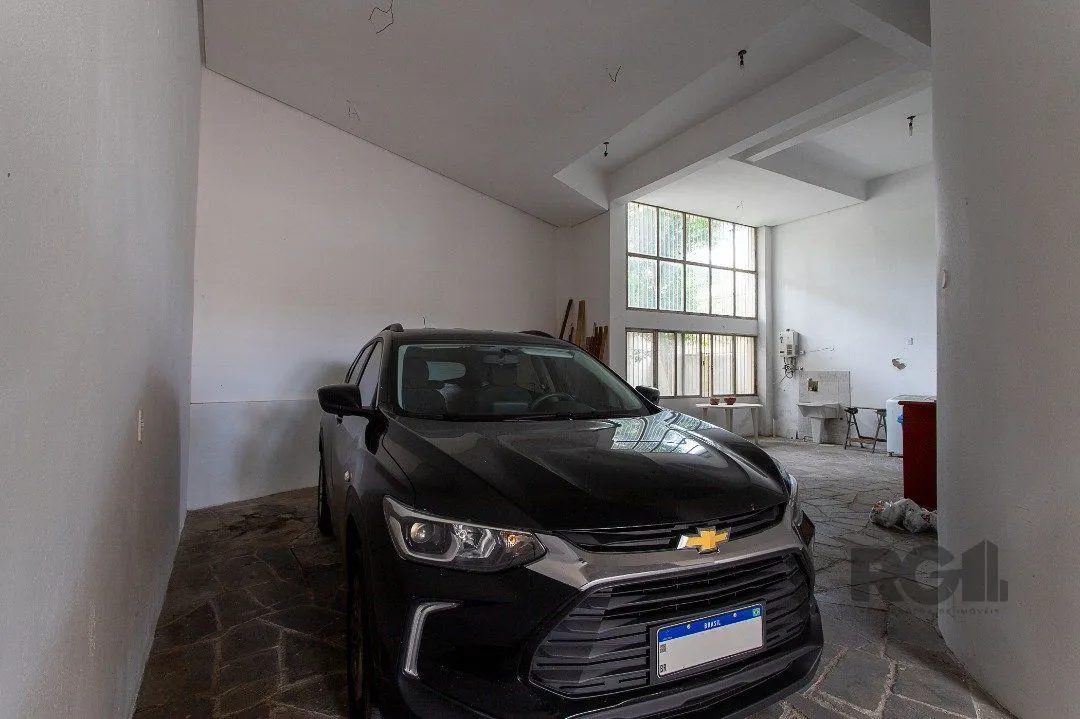 Imagem Prédio Comercial em Pedra Redonda