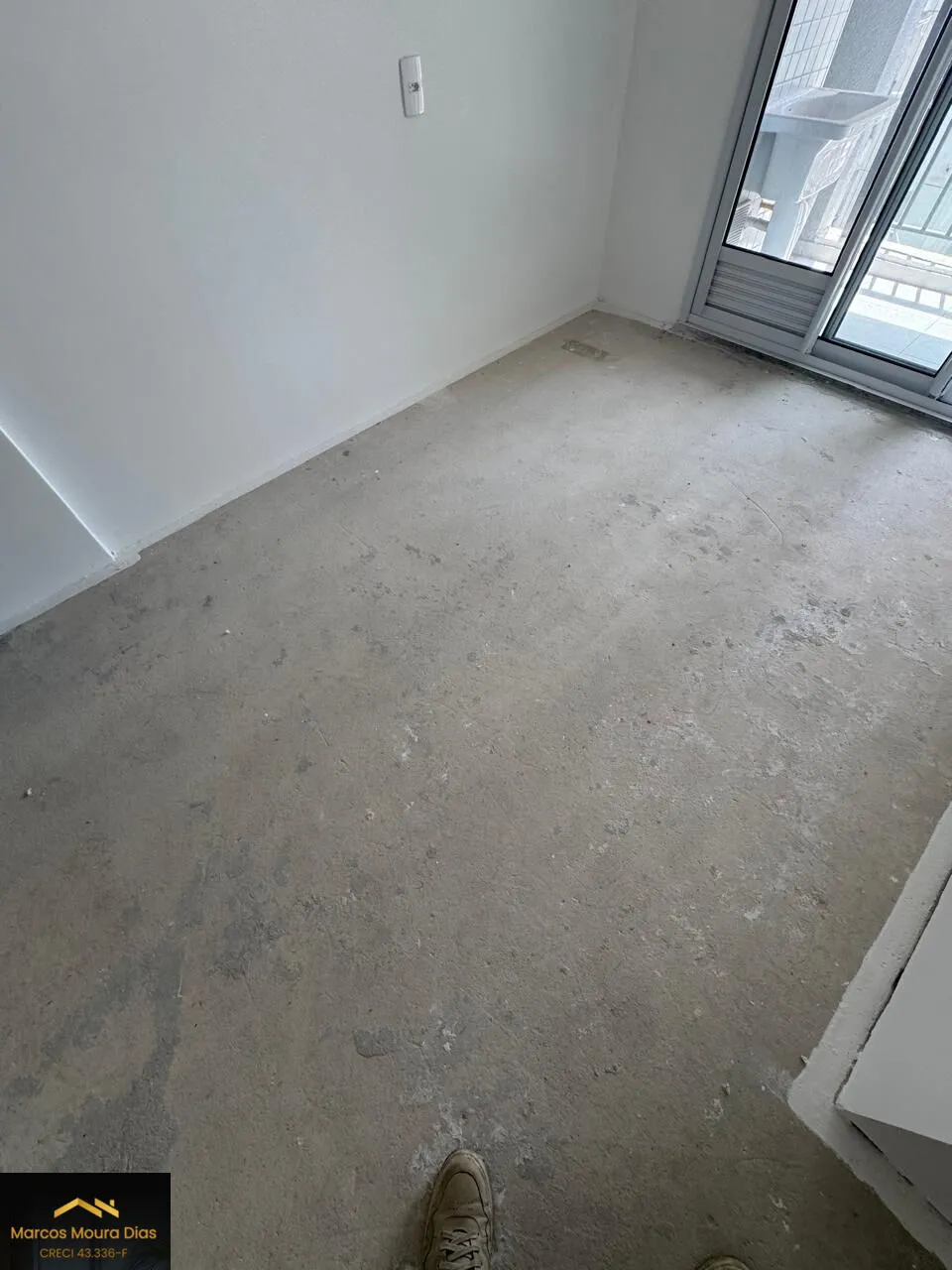 Imagem Apartamento com Sacada, 2 Dormitórios e 1 Vaga
