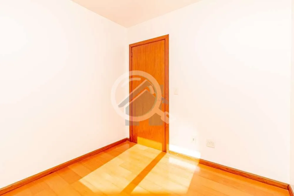 Imagem Encontre seu novo lar em Petrópolis! Imagine morar em um apartamento incrível na Rua Sinimbu, 28, ...