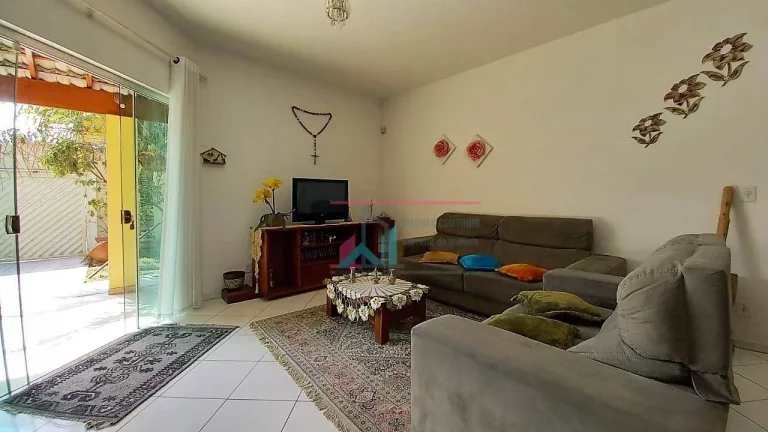 Imagem Casa com 3 dormitórios à venda - Jardim dos Ipês - Cachoeira Paulista/SP