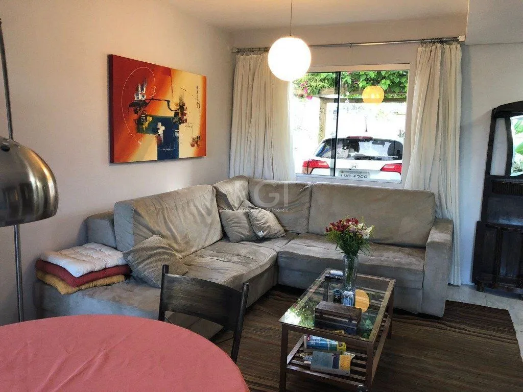 Imagem Casa Condominio para Venda - 69.41m², 3 dormitórios, sendo 1 suites, 2 vagas - Ipanema