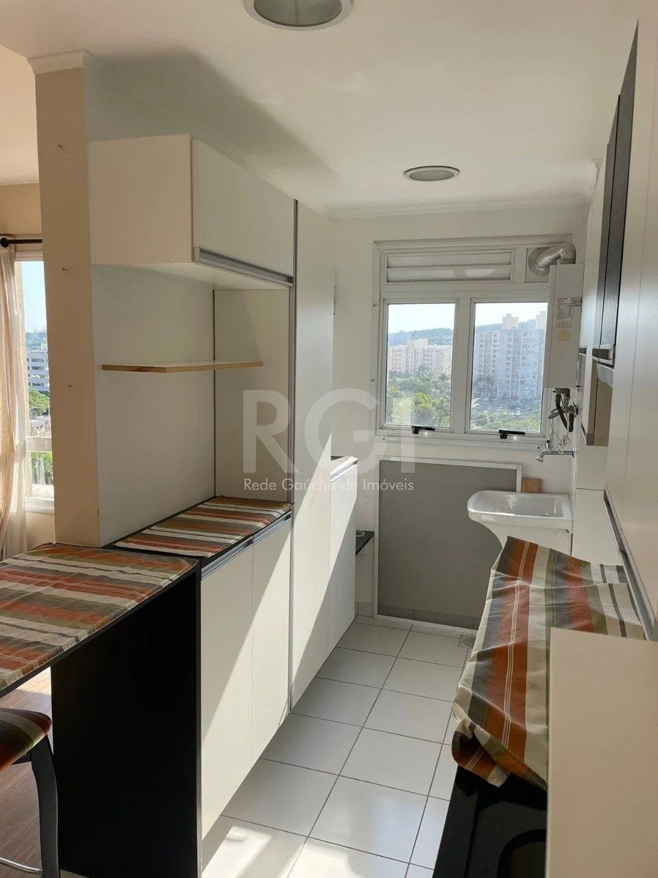 Imagem Apartamento com 2 dormitórios, localizado no bairro Morro Santana em Porto Alegre/RS.