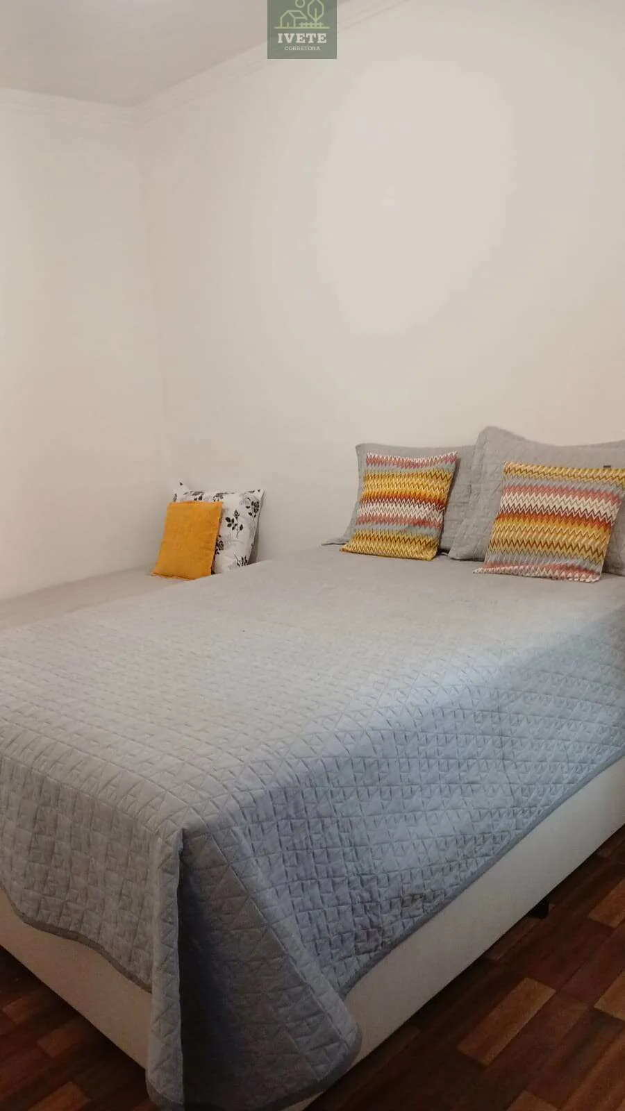 Imagem SOCORROSP CASA A VENDA NO JARDIM CARVALHO, PRÓXIMO AO CENTRO