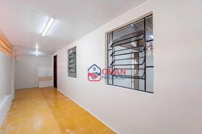Imagem Alugo em Santa Felicidade - Com 2 quartos