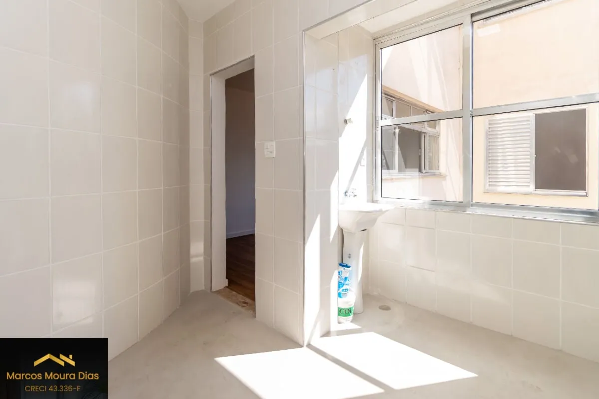 Imagem Apartamento REFROMADO em Perdizes com 2 Dormitórios