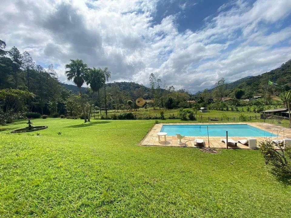 Imagem Casa para Venda em Teresópolis / RJ no bairro Canoas