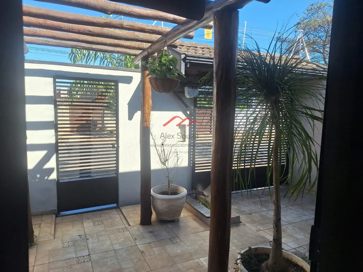 Imagem Casa para Venda em Sumaré, Parque Bandeirantes I (Nova Veneza), 3 dormitórios, 1 suíte, 3 banheiros, 3 vagas
