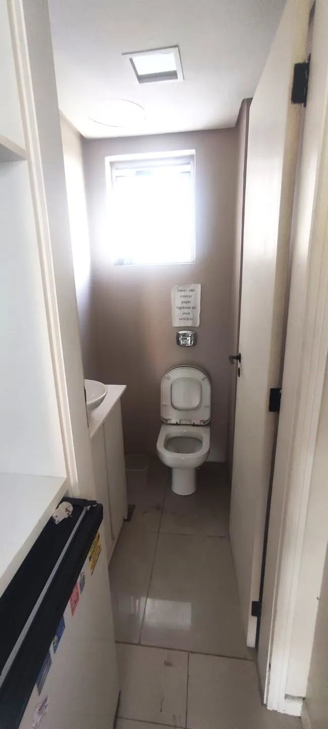 Imagem Sala comercial à venda em Porto Alegre, Rio Branco, 40.5m2