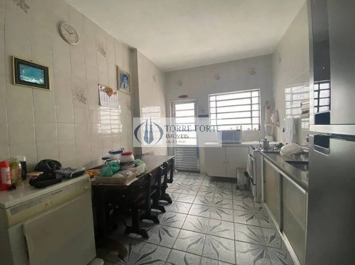 Imagem Bela casa 3 dormitórios 2 banheiros e 5 vagas no Tatuapé