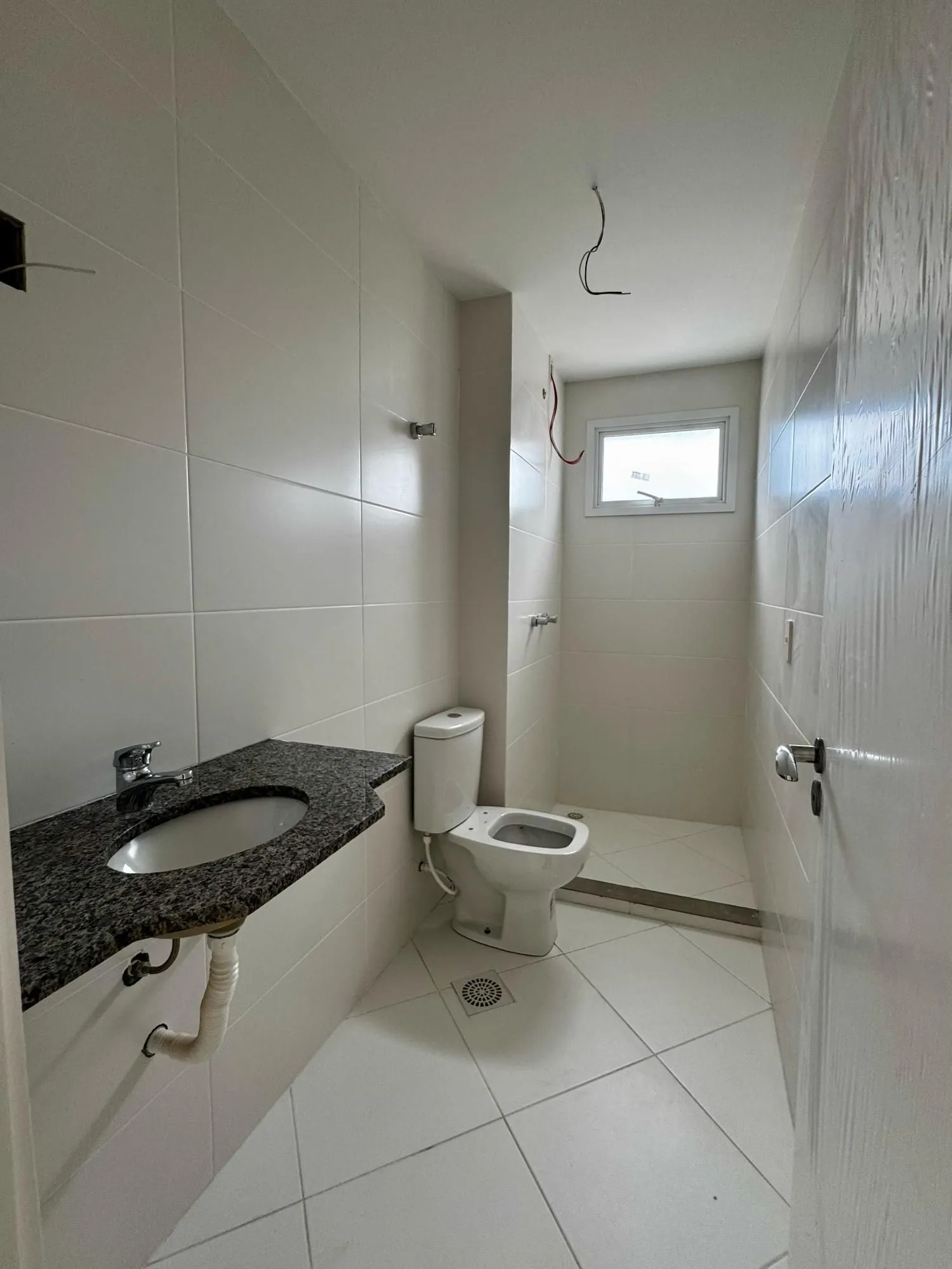 Imagem EXCELENTE APARTAMENTO NOVO Á VENDA - Passo da Areia | Porto Alegre