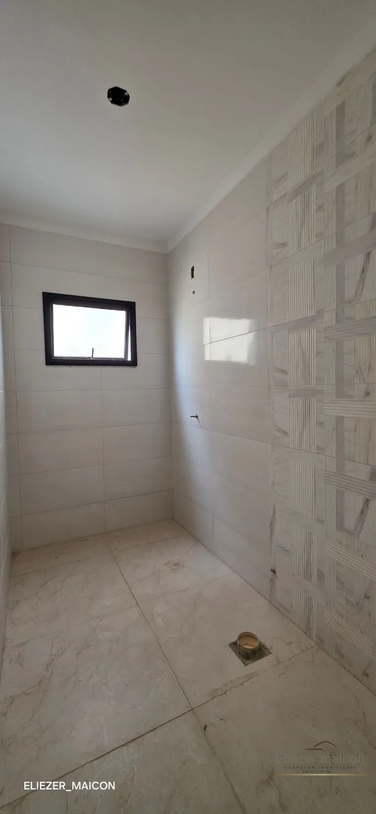 Imagem Casa a venda com 3 quartos no bairro jardim novo mundo Poços de Caldas - MG