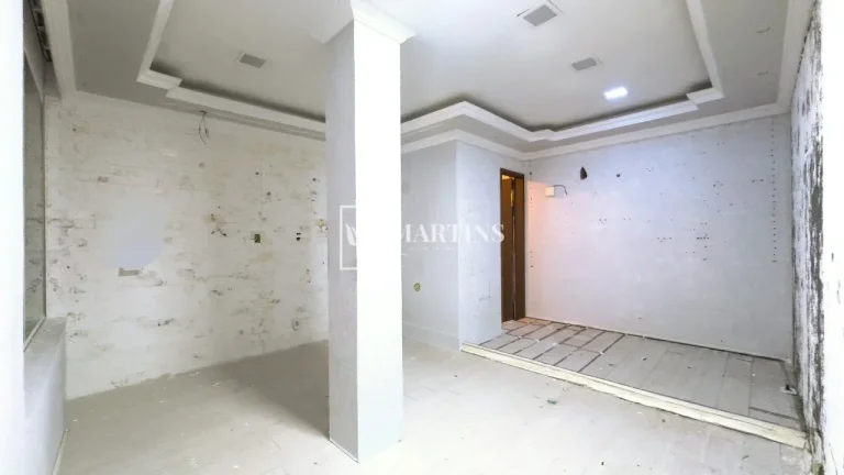 Imagem Excelente oportunidade para adquirir uma loja na Asa Norte, Brasília. Com uma área total de 26 m²...