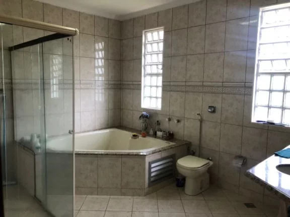 Imagem ACEITA FGTS E FINANCIAMENTO BANCÁRIO MANSÃO NA QUADRA 01 DO PARK WAY CONDOMÍNIO FECHADO FRAÇÃO DE 2.500M² + 1.500M² DE ÁREA VERDE